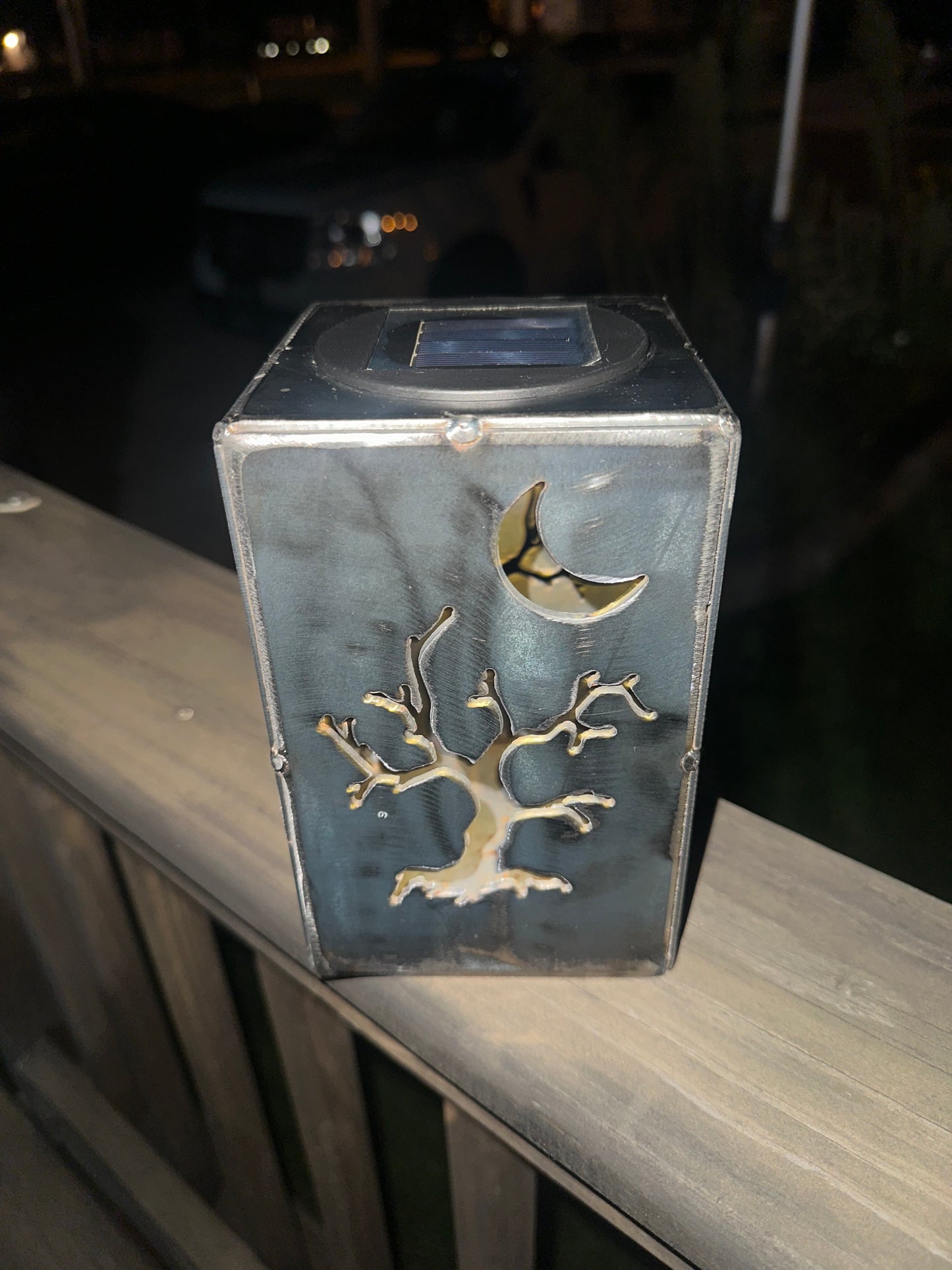 Spooky tree solar lantern