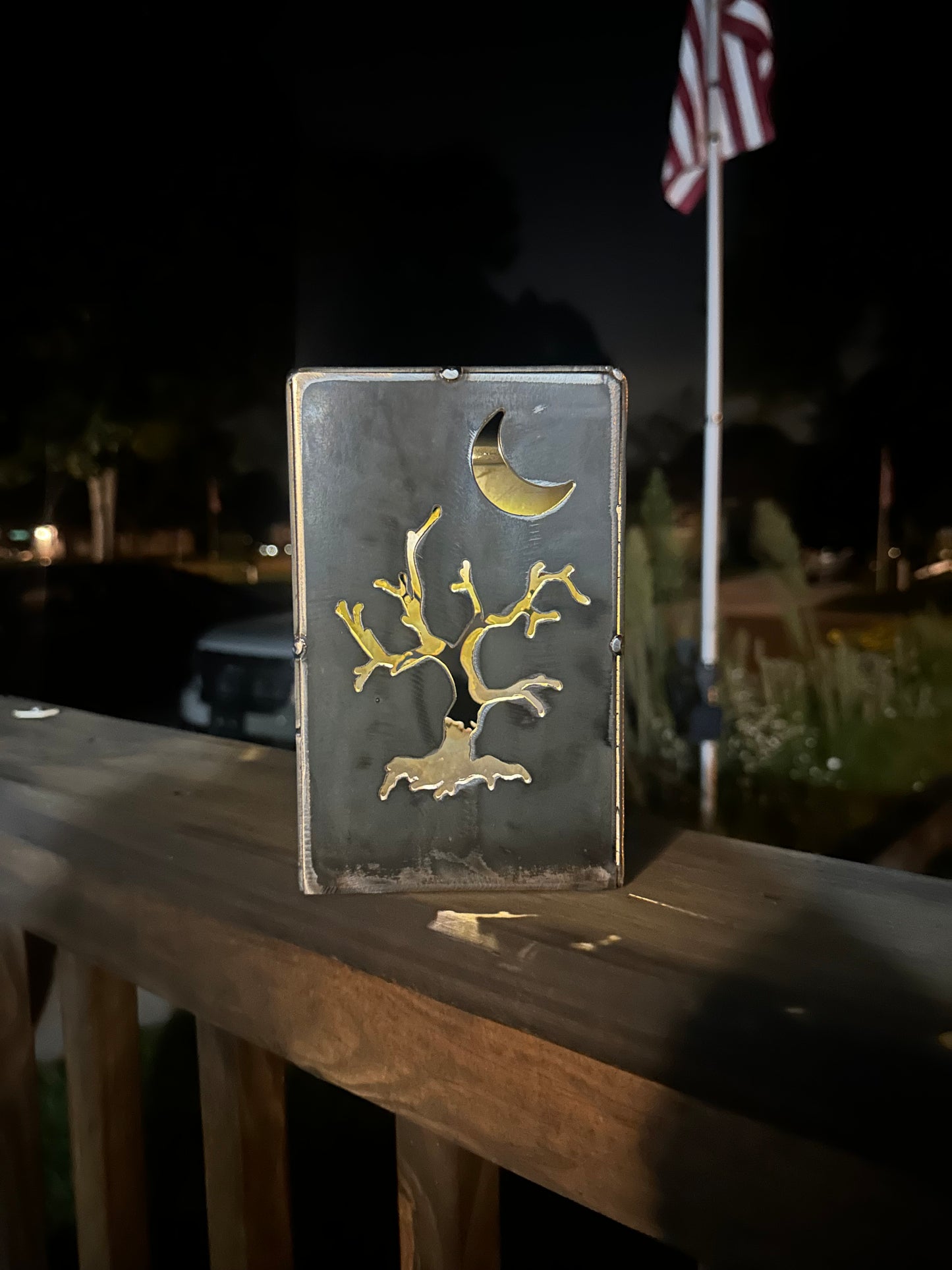 Spooky tree solar lantern